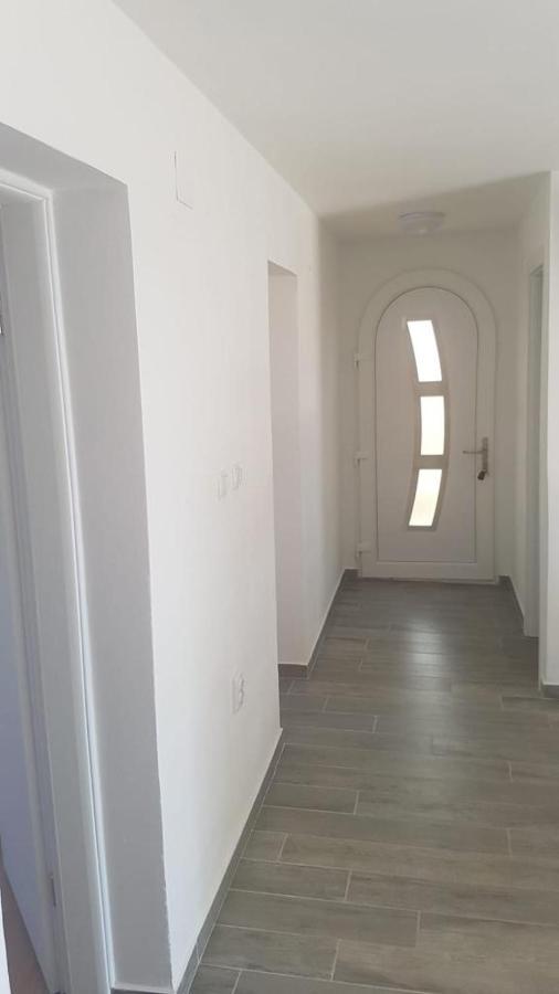Apartment Ljubica Рогозница Екстериор снимка
