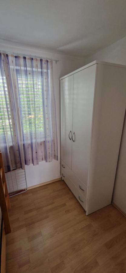 Apartment Ljubica Рогозница Екстериор снимка
